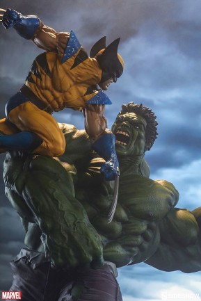 Hulk and Wolverine Maquette - Thumbnail