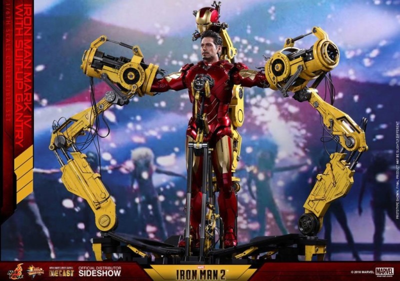 Iron Man Mark IV with Suit-Up Gantry Diecast Sixth Scale Figure Set