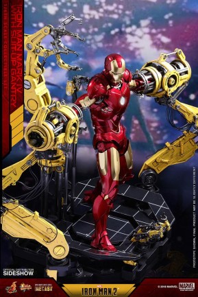 Iron Man Mark IV with Suit-Up Gantry Diecast Sixth Scale Figure Set - Thumbnail