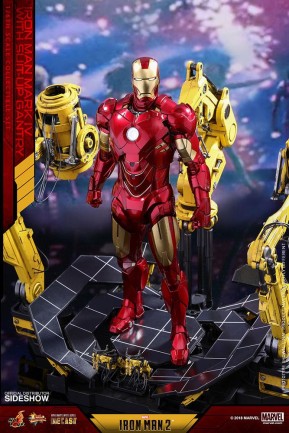 Iron Man Mark IV with Suit-Up Gantry Diecast Sixth Scale Figure Set - Thumbnail