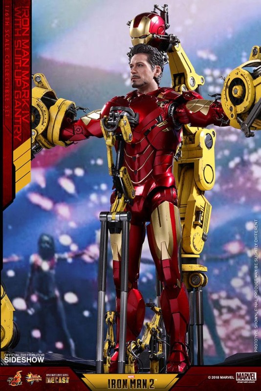 Iron Man Mark IV with Suit-Up Gantry Diecast Sixth Scale Figure Set