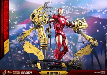 Iron Man Mark IV with Suit-Up Gantry Diecast Sixth Scale Figure Set - Thumbnail