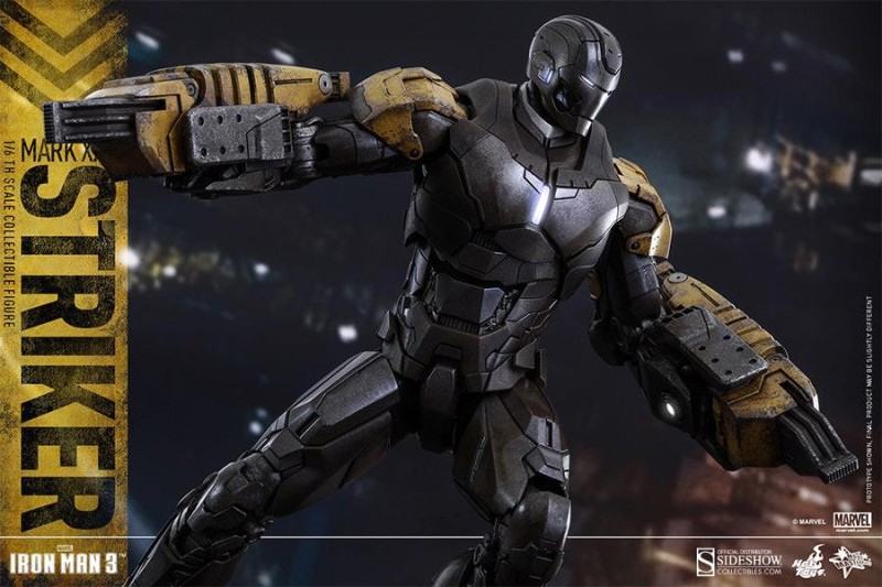 Hot Toys Iron Man Mark XXV Striker Sixth Scale Figure