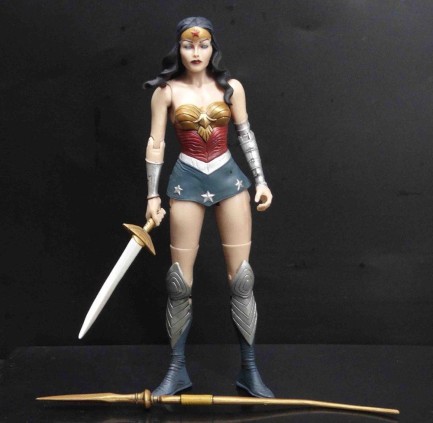 Jae Lee Wonder Woman Action Figure - Thumbnail