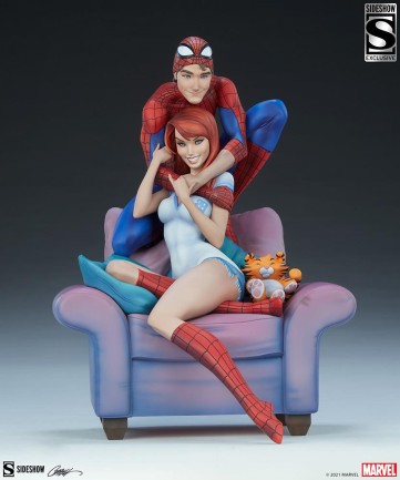 Sideshow Collectibles JSC Spider-Man and Mary Jane Maquette - Thumbnail