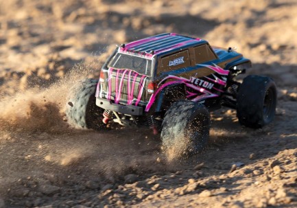 Traxxas LaTrax Teton 1/18 4WD RTR Monster Truck w/2.4ghz Elektrikli Rc Model Araba ( Batarya ve Şarj Aleti Dahildir ) - Thumbnail