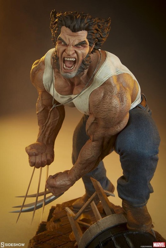 Logan Premium Format™ Figure