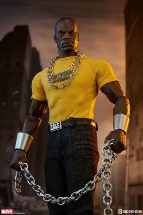 Sideshow Collectibles - Luke Cage Sixth Scale Figure