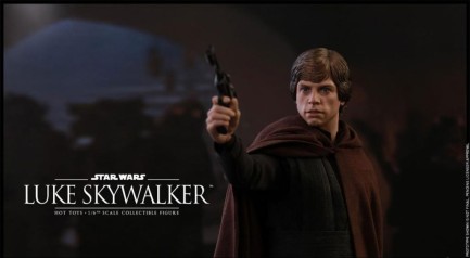 Luke Skywalker Black Outfit Sixth Scale Figure - Thumbnail