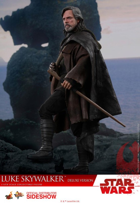 Hot Toys Luke Skywalker The Last Jedi Movie Deluxe Edition Sixth Scale Figure MMS458