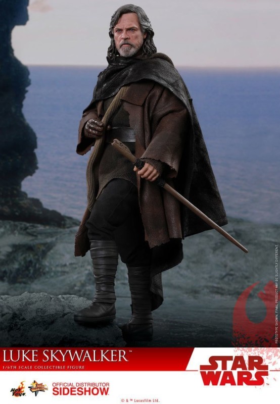 Luke Skywalker TLJ Sixth Scale Figure