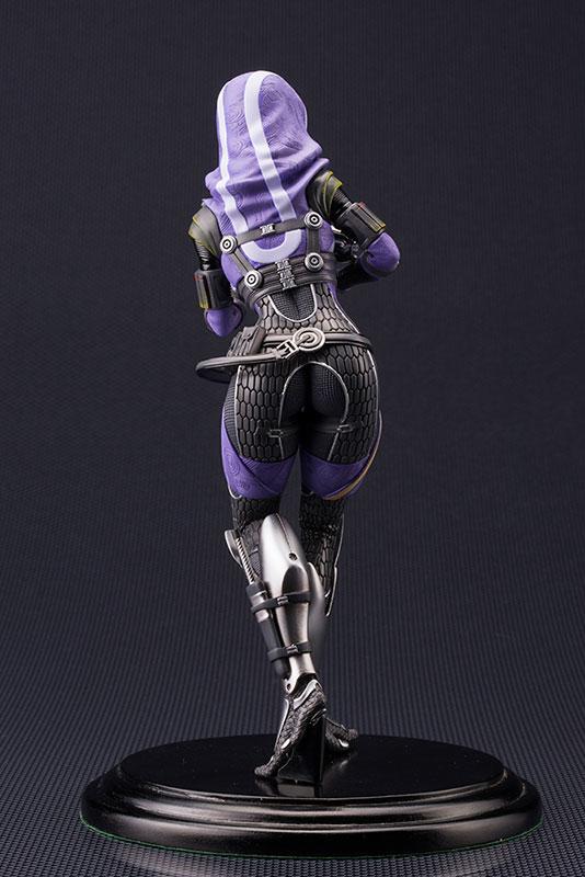 Mass Effect Bishoujo Statue