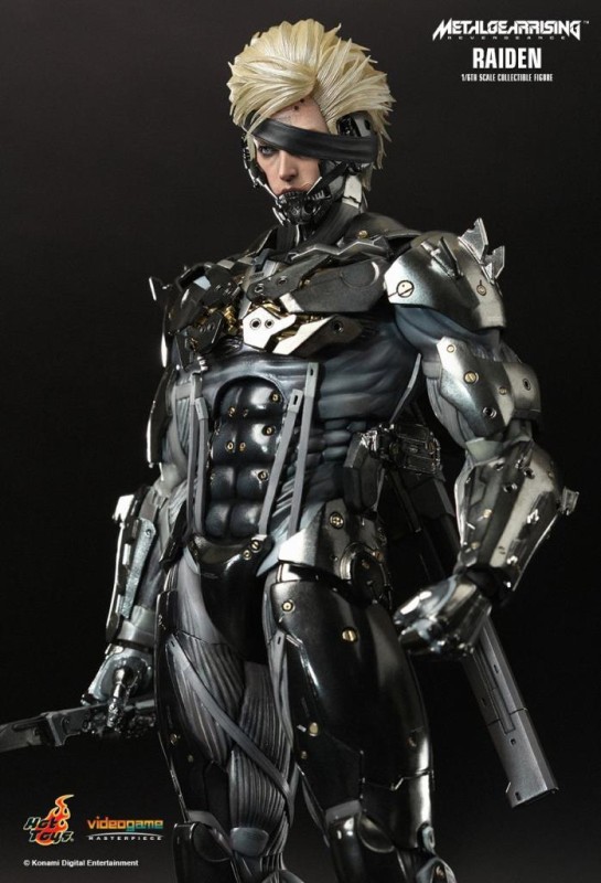 Metal Gear Rising : Revengeance Raiden Sixth Scale Figure