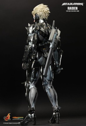 Metal Gear Rising : Revengeance Raiden Sixth Scale Figure - Thumbnail