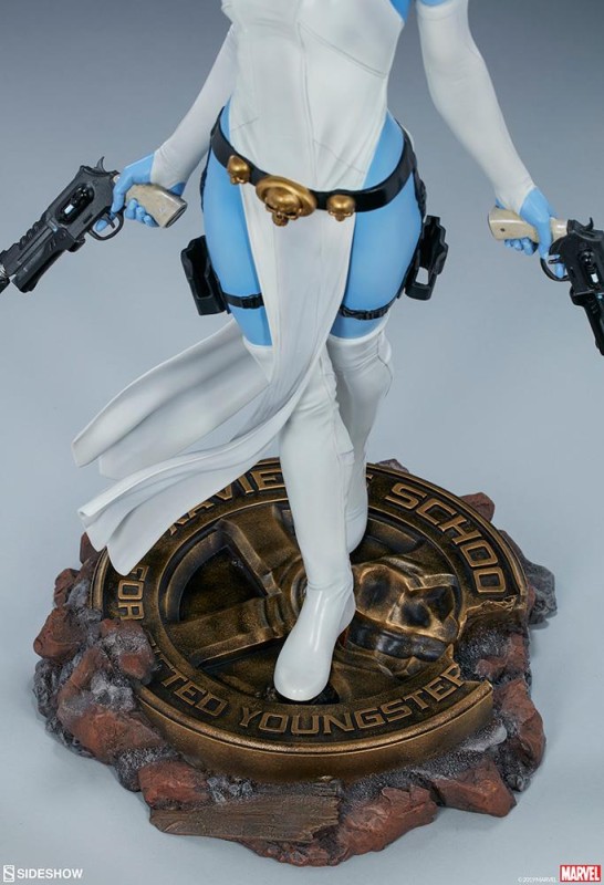 Mystique Premium Format Figure