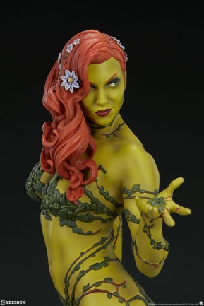 Poison Ivy Premium Format Figure - Thumbnail