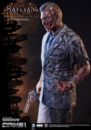 Prime 1 Studio Two-Face ( Harvey Dent ) A.K Exclusive Statue - Thumbnail