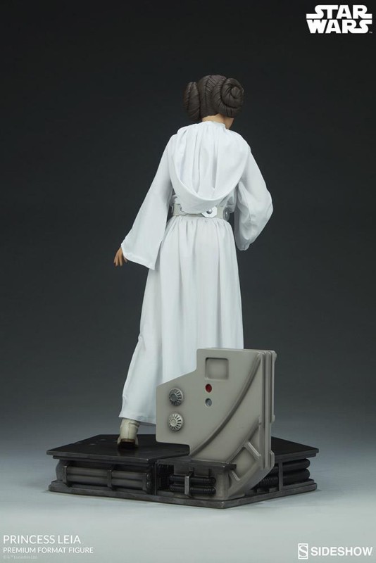 Princess Leia Premium Format Figure