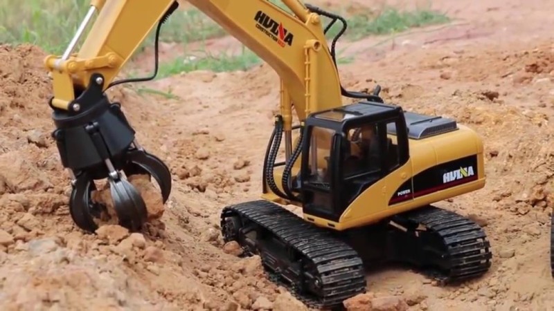 HUINA 1571 1/14 Yüksek Kalite 15CH RC Model Grabber Paletli Ekskavatör Kavrayıcı Kollu Uzaktan Kumandali İş Makinesi -2.4G Sesli&Işıklı HUINA 1571 1/14 Yüksek Kalite 15CH RC Model Grabber Paletli Ekskavatör Kavrayıcı Kollu Uzaktan Kumandali İş Makinesi -2.4G Sesli&Işıklı