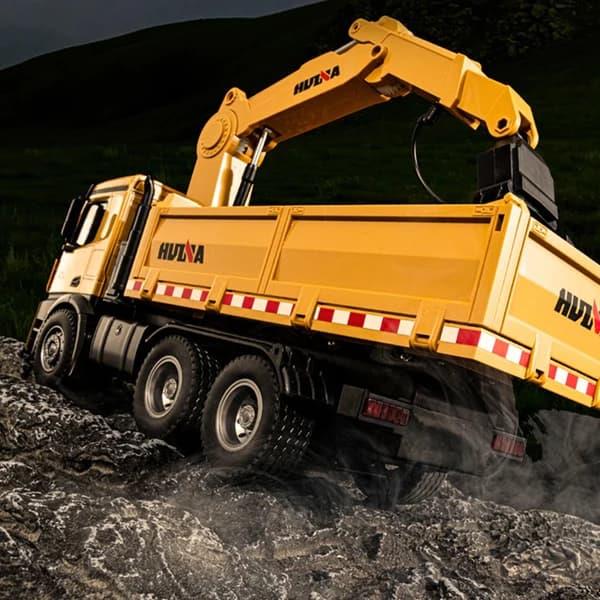 HUINA 1575 1/14 Yüksek Kalite 26 Kanal RC Model Tutma Kollu Kepçeli Damperli Kamyon Uzaktan Kumandali Çok Fonksiyonlu İş Makinası - 2.4G Sesli & Işıklı