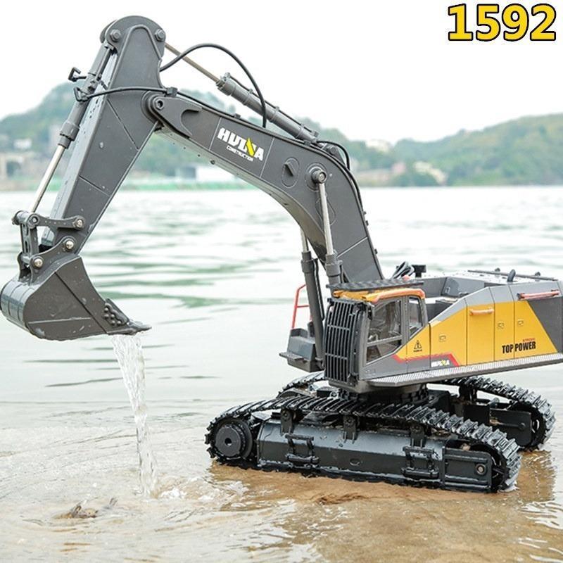 HUINA 1592 1/14 Yüksek Kalite 22 Kanal RC Model Metal Kepçeli Ekskavatör Kazıcı Uzaktan Kumandali Çok Fonksiyonlu İş Makinası - 2.4G Sesli & Işıklı