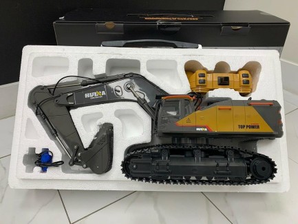 HUINA 1592 1/14 Yüksek Kalite 22 Kanal RC Model Metal Kepçeli Ekskavatör Kazıcı Uzaktan Kumandali Çok Fonksiyonlu İş Makinası - 2.4G Sesli & Işıklı - Thumbnail