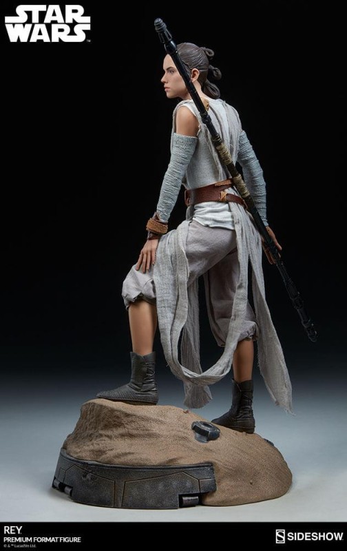 Sideshow Collectibles Rey & BB-8 Premium Format Figure Set