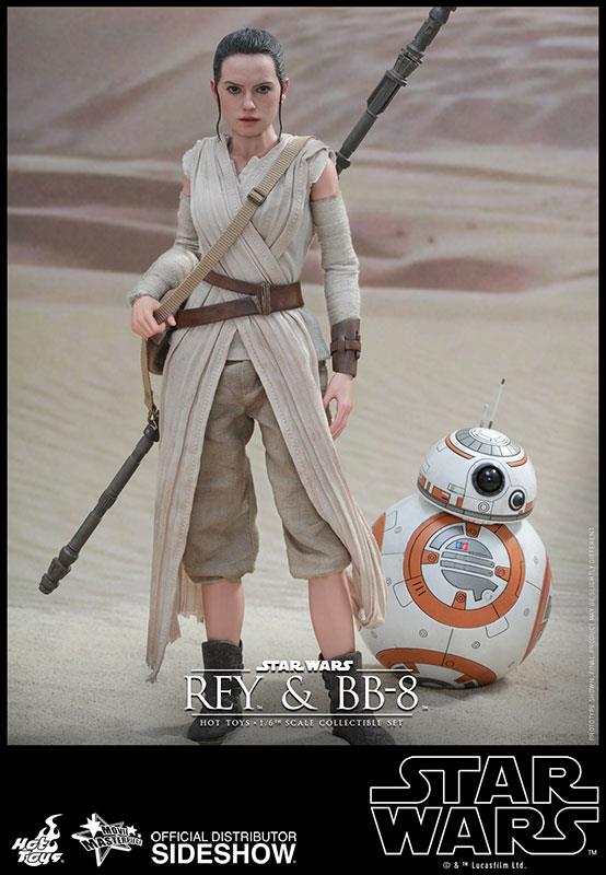 Hot Toys Rey & BB-8 Sixth Scale Figure Set