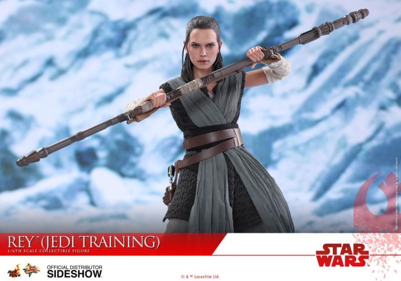 Hot Toys Rey Jedi Training Sixth Scale Figure