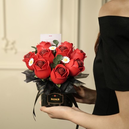 ROKR AF02J Red Rose Bouquet 3D Wooden Puzzle - Thumbnail