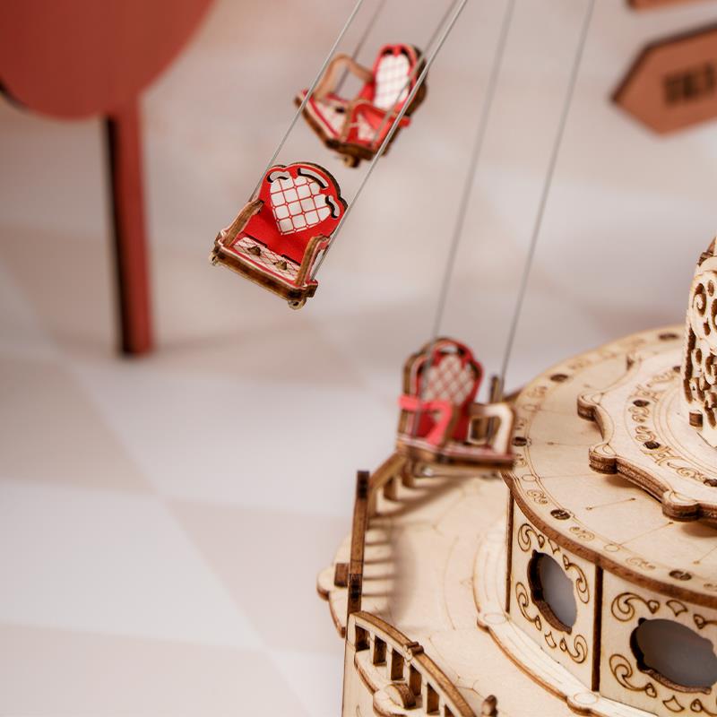 ROKR EA02 Dönme Dolap Müzik Kutusu (Swing Ride) Music Box DIY 3D Wooden Puzzle Maket Model Seti 3D Model Kit Detaylı Dekoratif Hobi Seti Ahşap Maket Hareketli ve Işıklı