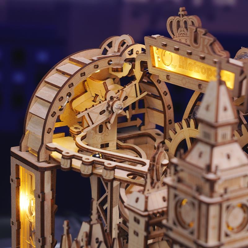 ROKR EGB01 Marble Travel London Marble Run DIY Minyatür Maket Model Seti Ahşap 3D Wooden Puzzle 3D Model Kit Detaylı Dekoratif Hobi Seti Ahşap Maket