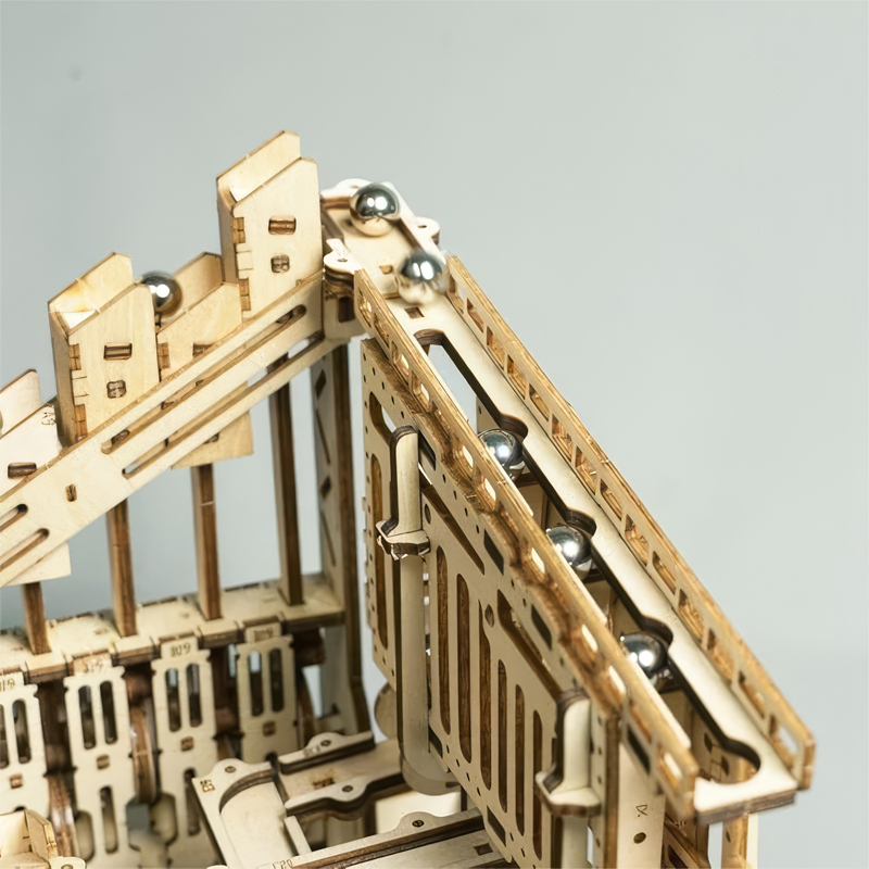 ROKR LG502 Marble Squad Marble Run DIY Minyatür Maket Model Seti Ahşap 3D Wooden Puzzle 3D Model Kit Detaylı Dekoratif Hobi Seti Ahşap Maket