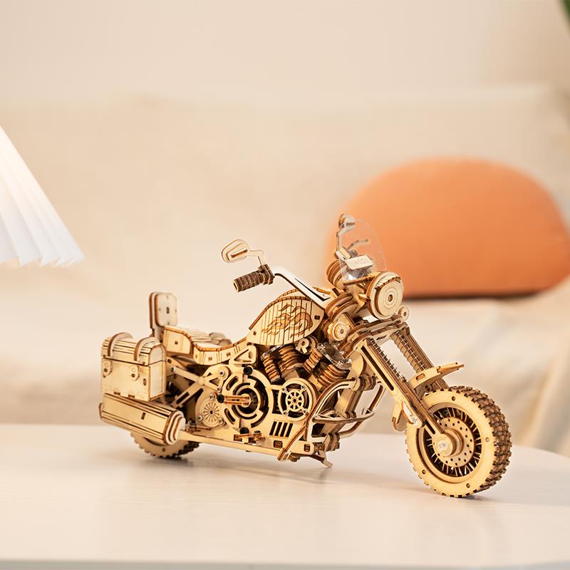 ROKR LK504 Cruiser motorcycle 3D Wooden Puzzle