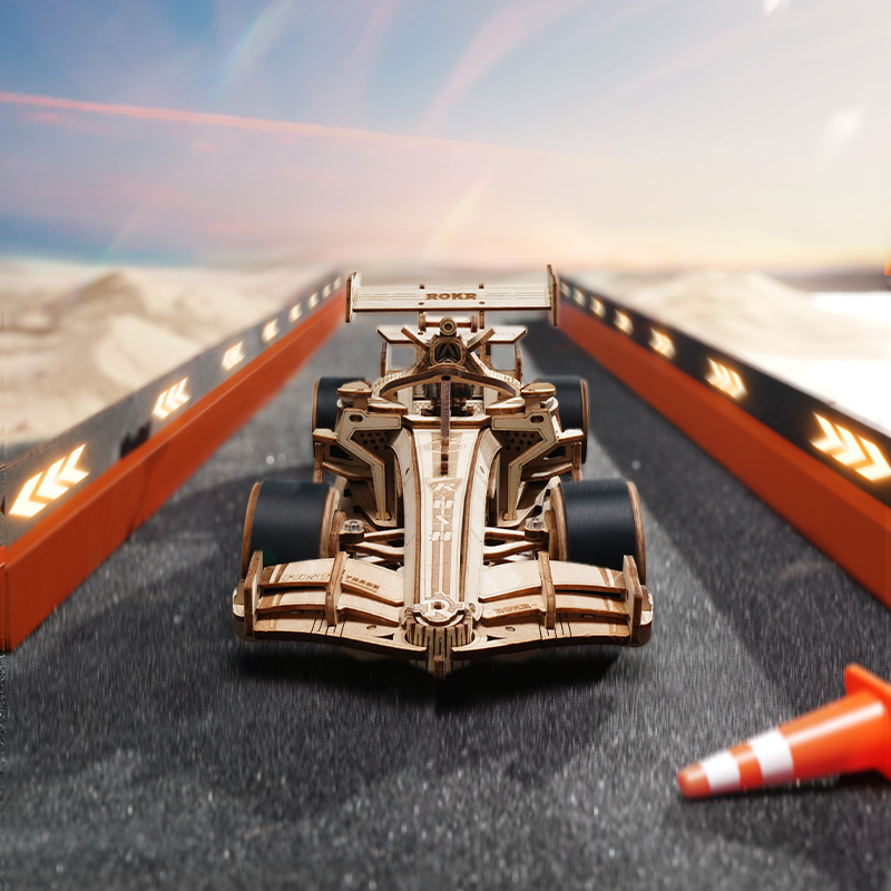 ROKR LK505 Formula Yarış Arabası (F1 Racing Car) DIY Minyatür Maket ModelSeti Ahşap 3D Wooden Puzzle 3D Model Kit Detaylı Dekoratif Hobi Seti Ahşap Maket