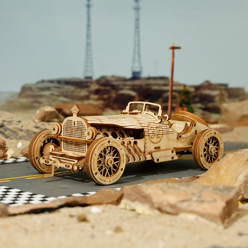 ROKR MC401 Formula1 Arabası (V8 Grand Prix Car) DIY Minyatür Maket Model Seti Ahşap 3D Wooden Puzzle 3D Model Kit Detaylı Dekoratif Hobi Seti Ahşap Maket