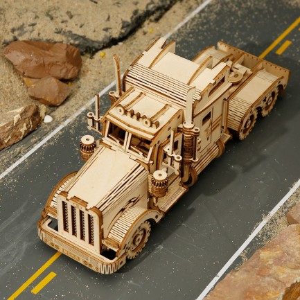 ROKR MC502 Kamyon Tır Çekici (Heavy Truck) DIY Minyatür Maket Model Seti Ahşap 3D Wooden Puzzle 3D Model Kit Detaylı Dekoratif Hobi Seti Ahşap Maket - Thumbnail