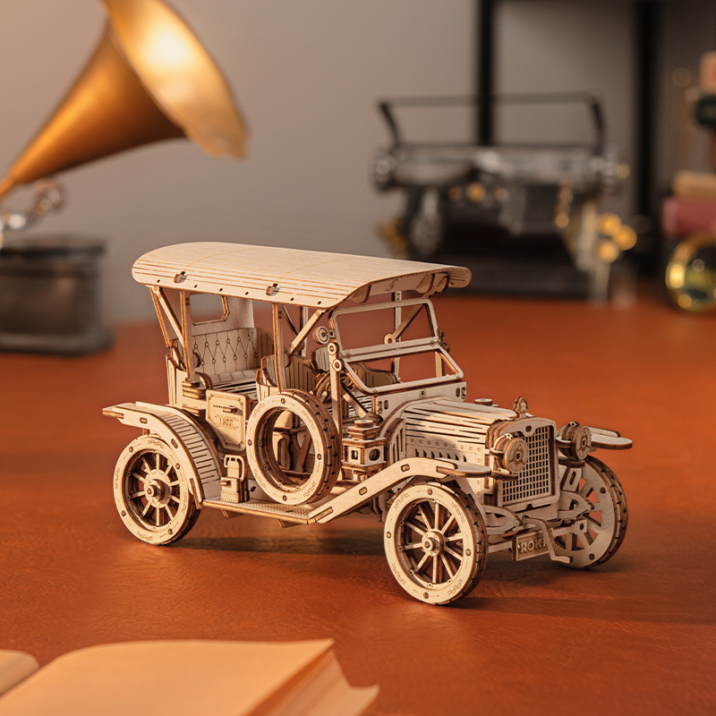 ROKR MC801 Klasik Araba (Vintage Car) DIY Minyatür Maket Model Seti Ahşap 3D Wooden Puzzle 3D Model Kit Detaylı Dekoratif Hobi Seti Ahşap Maket