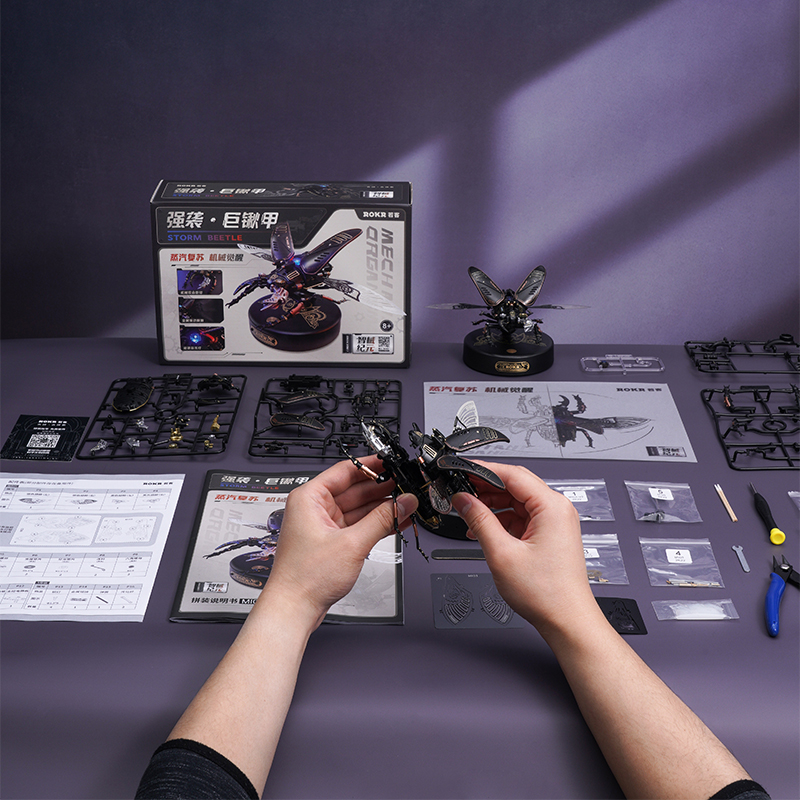 ROKR MI03 Stag Beetle DIY Mechanical 3D Puzzle Maket Model Seti 3D Model Kit Detaylı Dekoratif Hobi Seti Hareketli ve Işıklı
