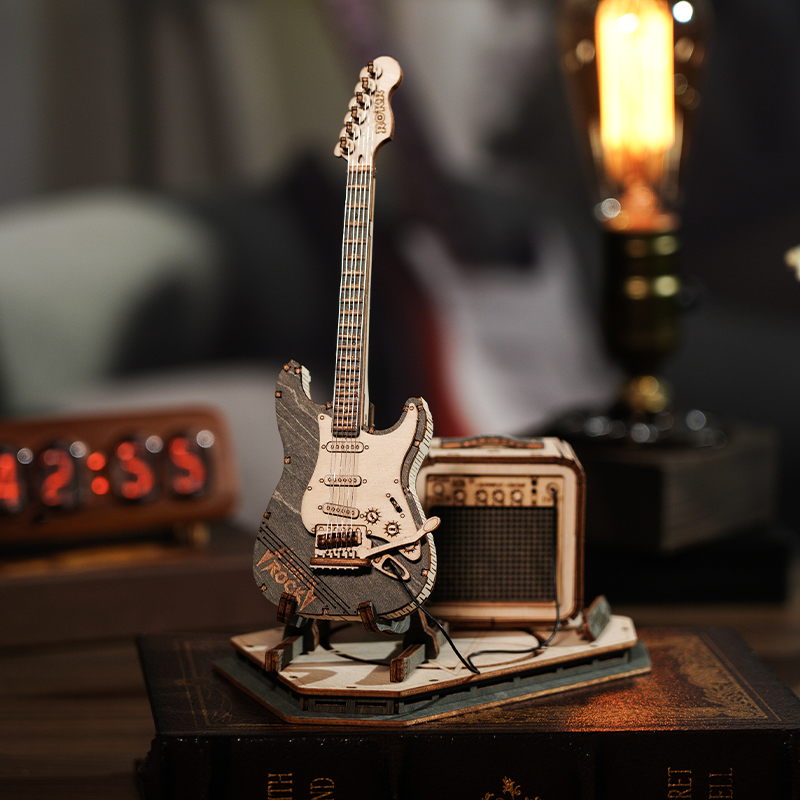 ROKR TG605K Elektro Gitar (Electric Guitar) DIY Minyatür Maket Model Seti Ahşap 3D Wooden Puzzle 3D Model Kit Detaylı Dekoratif Hobi Seti Ahşap Maket