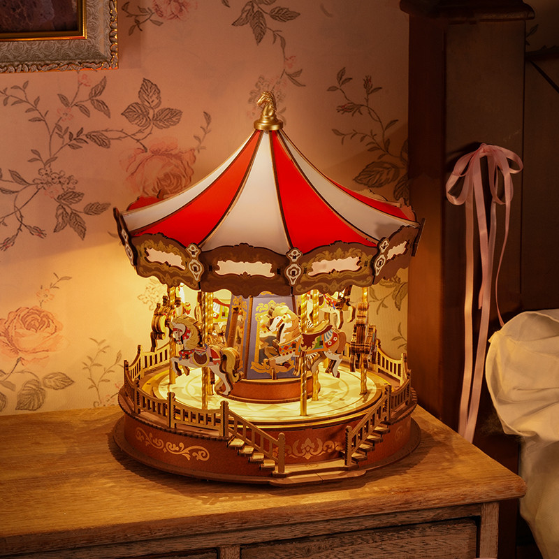 Rolife AMC01 Atlı Karınca (Classic Carousel) DIY Minyatür Maket Model Seti Ahşap 3D Wooden Puzzle 3D Model Kit Detaylı Dekoratif Hobi Seti Ahşap Maket
