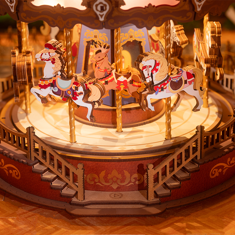 Rolife AMC01 Atlı Karınca (Classic Carousel) DIY Minyatür Maket Model Seti Ahşap 3D Wooden Puzzle 3D Model Kit Detaylı Dekoratif Hobi Seti Ahşap Maket