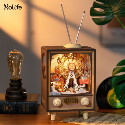 Rolife AMT01 Dönme Dolaplı Müzik Kutusu (Sunset Carnival) DIY Minyatür Maket Model Seti Ahşap 3D Wooden Puzzle 3D Model Kit Detaylı Dekoratif Hobi Seti Ahşap Maket - Thumbnail