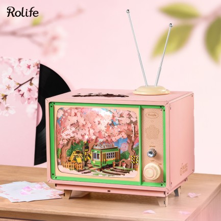 Rolife AMT02 TV Görünümlü Müzik Kutusu (Sakura Dreamy Tour) DIY Minyatür Maket Model Seti Ahşap 3D Wooden Puzzle 3D Model Kit Detaylı Dekoratif Hobi Seti Ahşap Maket - Thumbnail