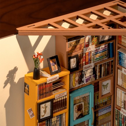 Rolife DG102 Sam'in Çalışma Odası (Sam's Study Room) DIY Minyatür Maket Model Seti Mini Dollhouse 3D Model Kit Detaylı Dekoratif Hobi Seti 3D Puzzle Tiny House - Thumbnail