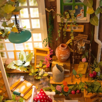Rolife DG108 Miller'ın Çiçek Evi (Miller's Flower House) DIY Minyatür Maket Model Set Mini Dollhouse 3D Model Kit Detaylı Dekoratif Hobi Seti 3D Puzzle Tiny House - Thumbnail