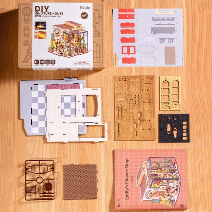 Rolife DG145 Emily'nin Çiçek Dükkanı Emily's Flower Shop DIY Minyatür Maket Model Set Mini Dollhouse 3D Model Kit Detaylı Dekoratif Hobi Seti 3D Puzzle Tiny House - Thumbnail