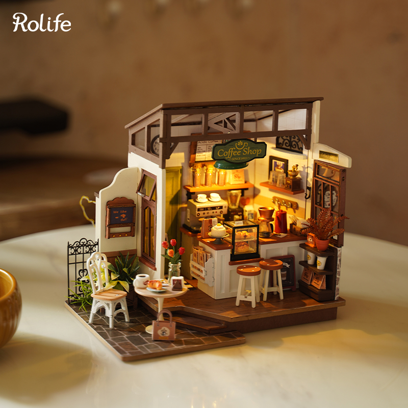 Rolife DG162 Kafe (NO.17 Slow Life Cafe) DIY Minyatür Maket Model Seti Mini Dollhouse 3D Model Kit Detaylı Dekoratif Hobi Seti 3D Puzzle Tiny House