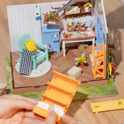 Rolife DG163 Dreamy Garden House DIY Miniature House - Thumbnail