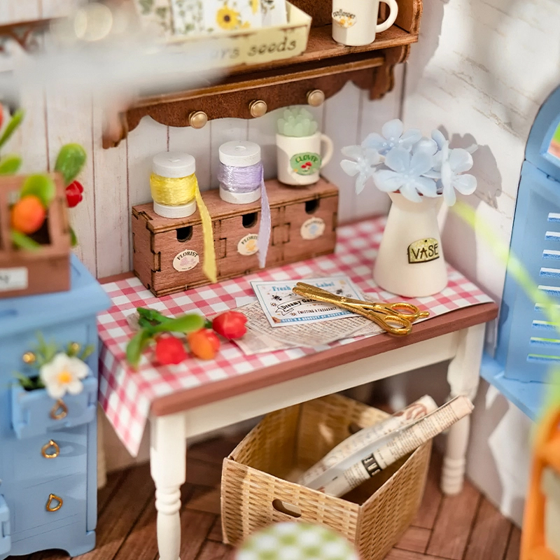 Rolife DG163 Rüya Gibi Bahçe Evi (Dreamy Garden House) DIY Minyatür Maket Model Seti Mini Dollhouse 3D Model Kit Detaylı Dekoratif Hobi Seti 3D Puzzle Tiny House